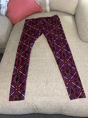 Women’s' Purple Plaid Leggings with Black Cat Motif